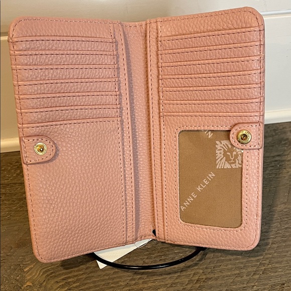 Anne Klein Slim Bifold Wallet - Rose/Pink - New NWT - Picture 8 of 8